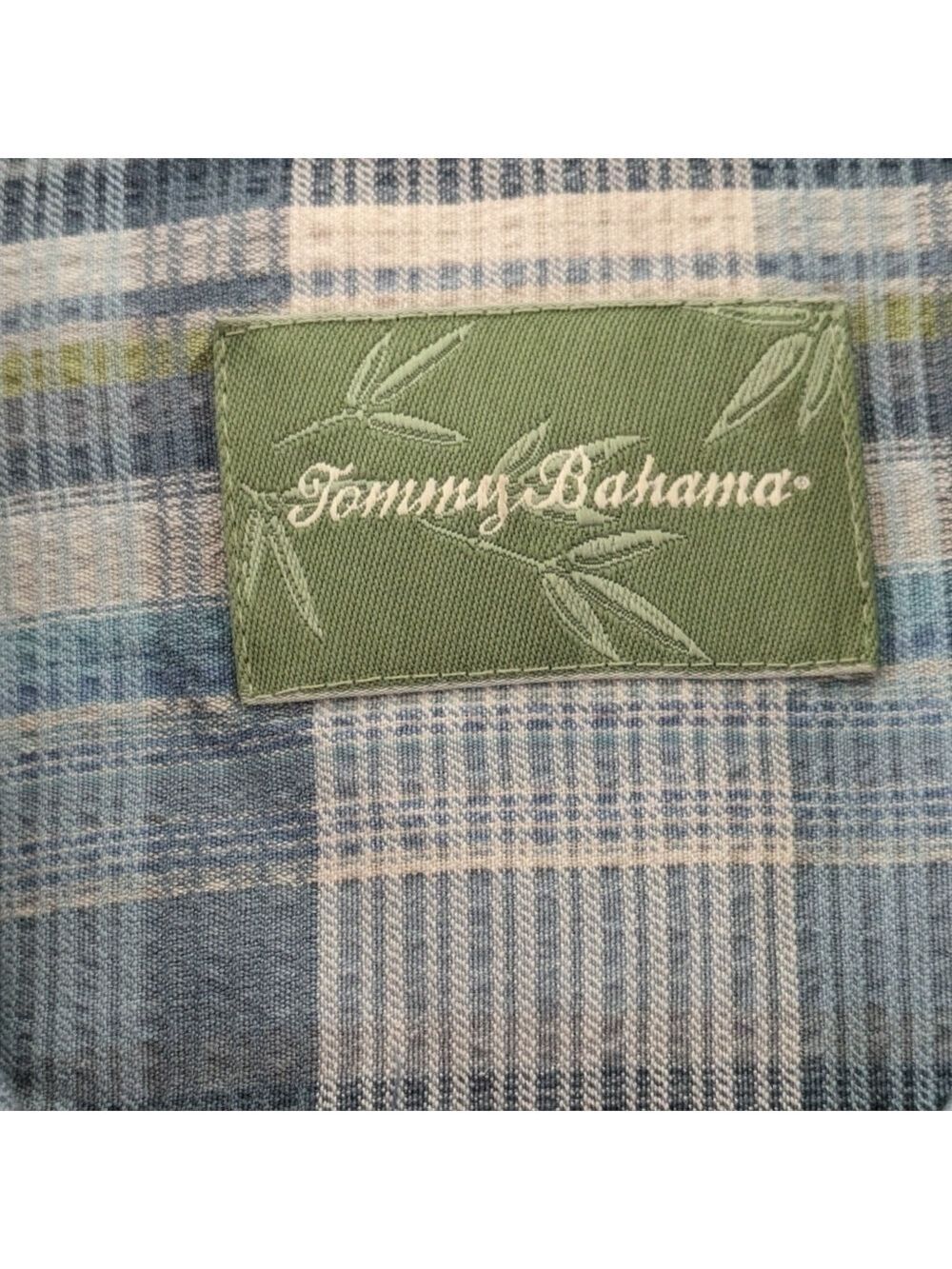 Tommy Bahama Blue and Cream Plaid SS 100% silk button up shirt Size XL EUC - Picture 3 of 5